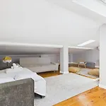 펜션 Charming 2br Townhouse In Mouraria | By Airnest 리스본