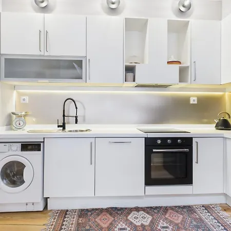 Charming 2br Townhouse In Mouraria | By Airnest 度假居 Lisboa